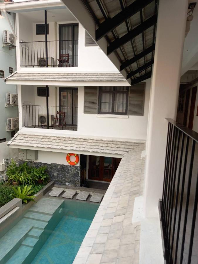 Valentier Cafe And Hotel Chiang Mai Buitenkant foto